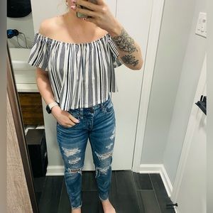 American Eagle Tomgirl Ripped Jeans